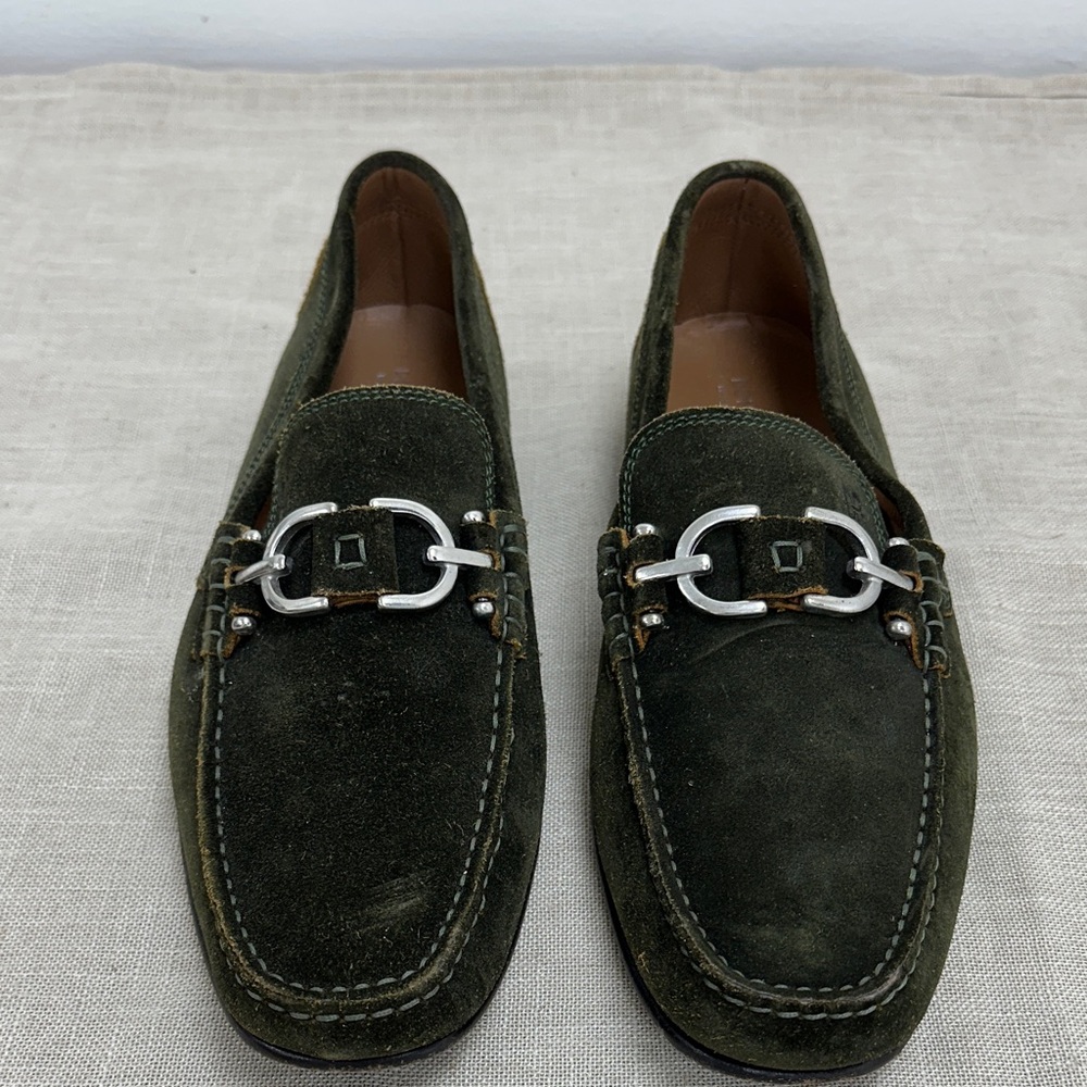 Men's Green Suede Loafers with Silver Buckle
Great condition 
Worn twice